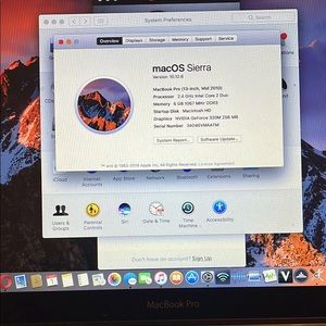 MacBook Pro 13” mid 2010 come with charger and case covering